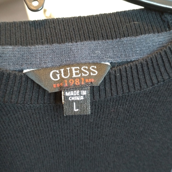 Boys Guess sweater, size L - Picture 3 of 3